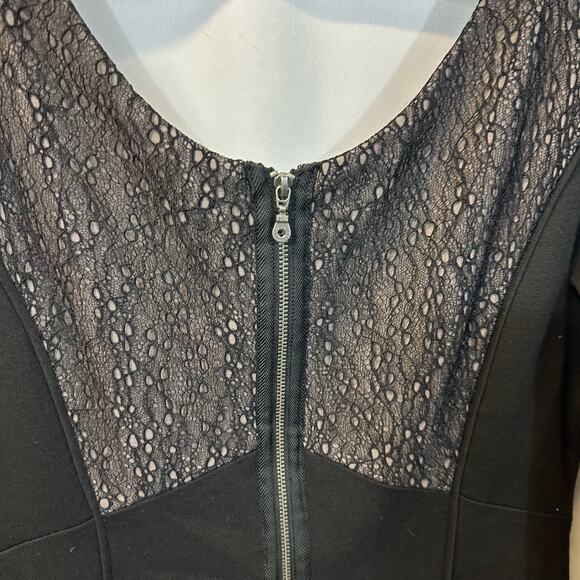 Max and Cleo Black Lace Panels Full Back Zip V-Neck Cocktail Dress 10 - Picture 4 of 6